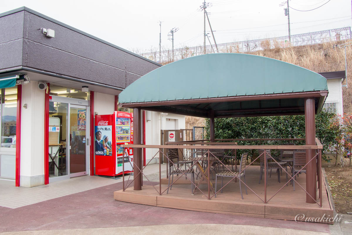 釈迦堂PA(下り) | テラス席
